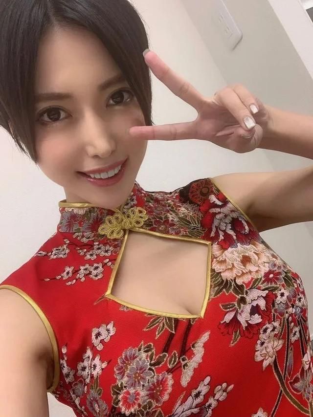 艾薇皇后君岛美绪：演技超群的魅力女神，身姿曼妙让你欲罢不能！