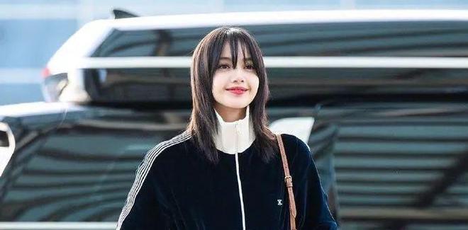 BLACKPINK Lisa真的要搬到法国，并与弗雷德里克阿尔诺结婚吗？